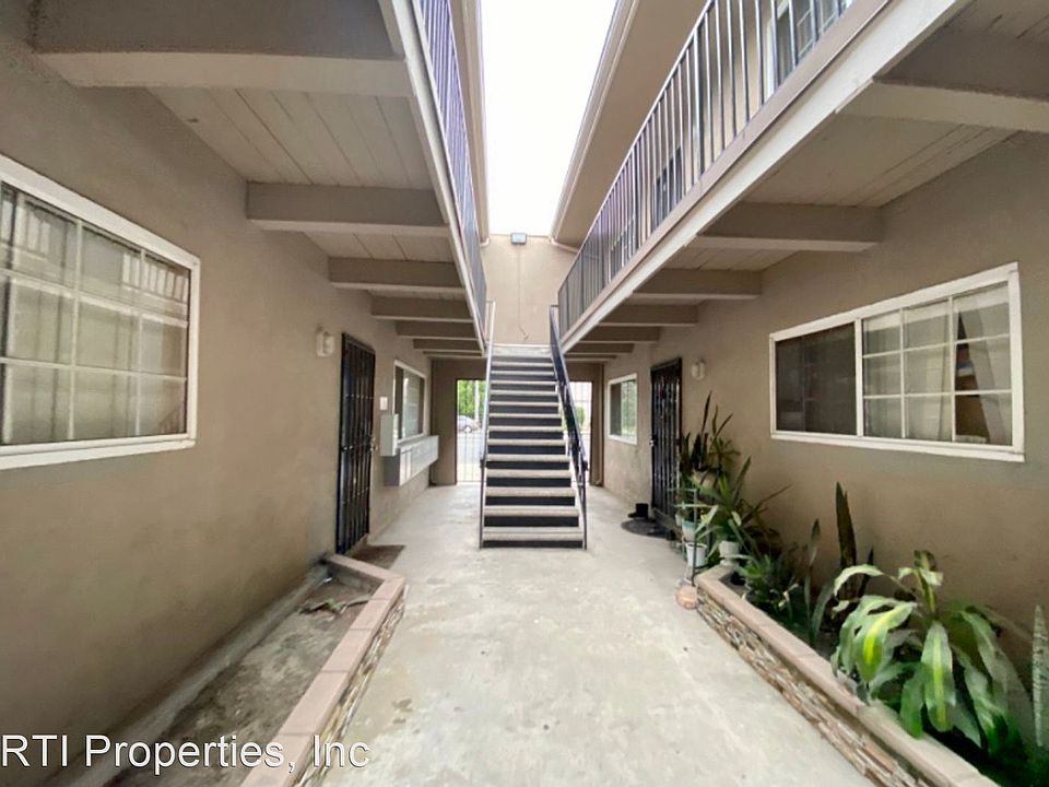 1st image of 2232 Santa Fe Ave APT 18