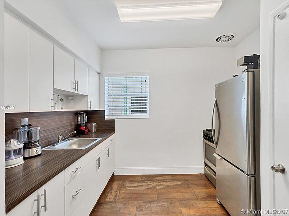 4th image of 1313 15th St APT 8