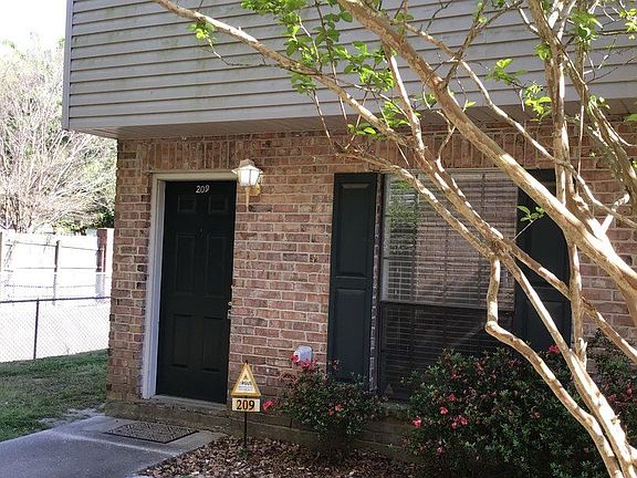 2nd image of 100 Winchester Dr #209