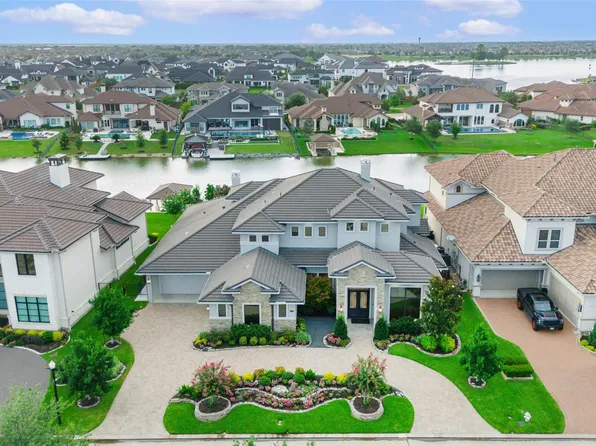 10311 Lookout Lake Ct, Cypress, TX 77433