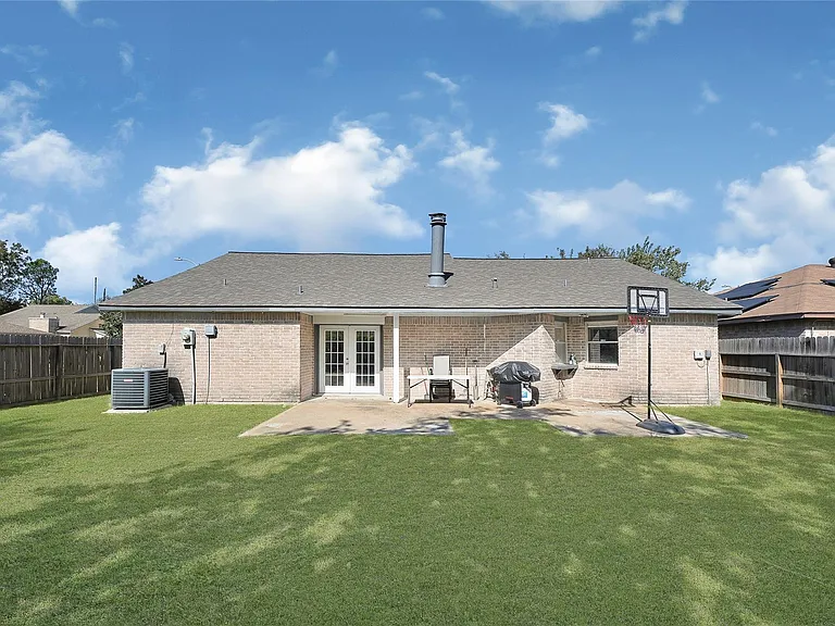 19327 Cypress Harbor Dr — Photo 19