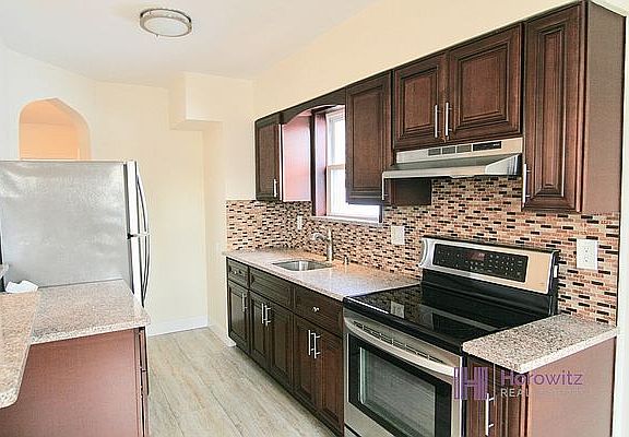 3rd image of 47-17 28th Ave #2
