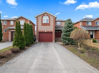 213 Tunbridge Rd, Barrie, ON L4M 6R6