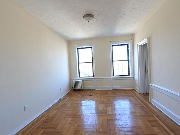 2nd image of 8223 Bay Pkwy #C42