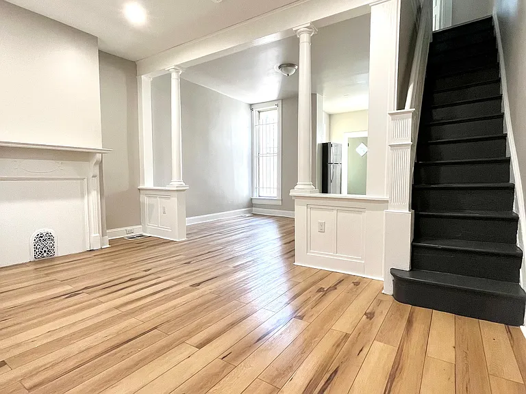1442 N Vogdes St — Photo 10