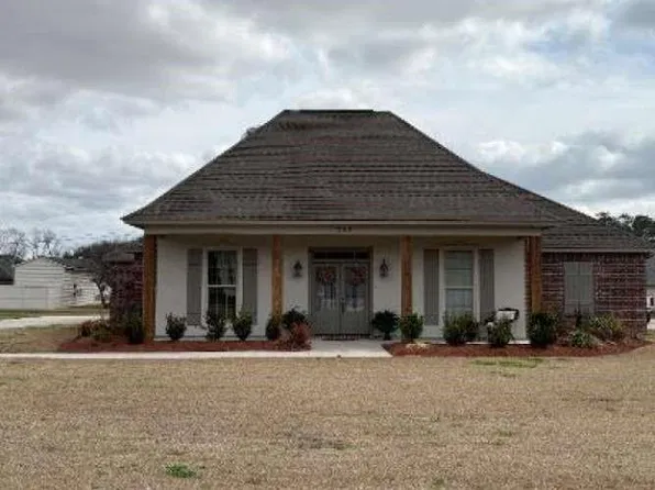 753 Esperanza Dr, Port Allen, LA 70767