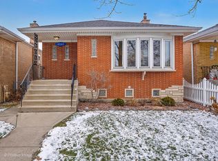 6042 W 64th St, Chicago, IL 60638