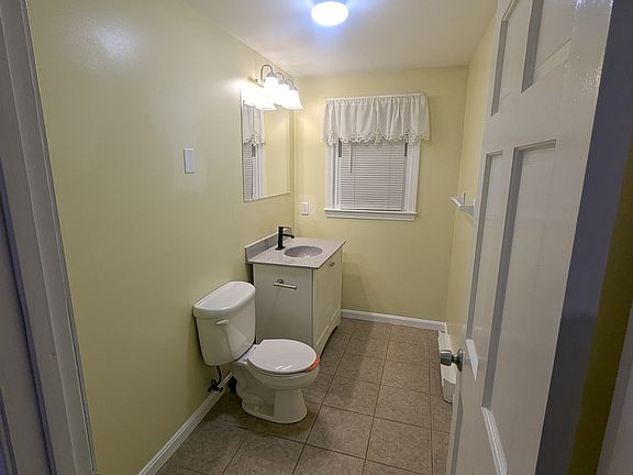 2nd FL Bathroom
