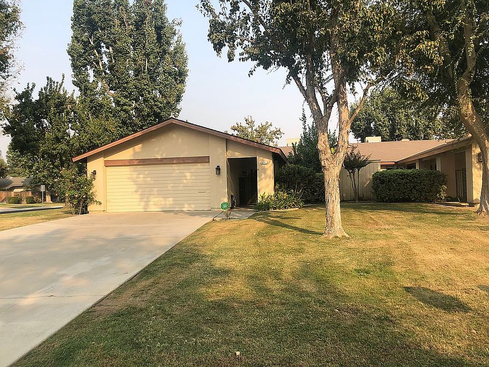 Front Corner Lot