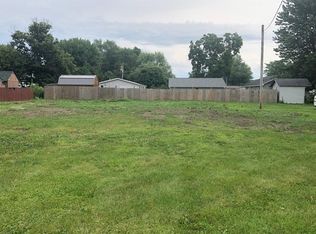 227 N 8th St, Rensselaer, IN 47978