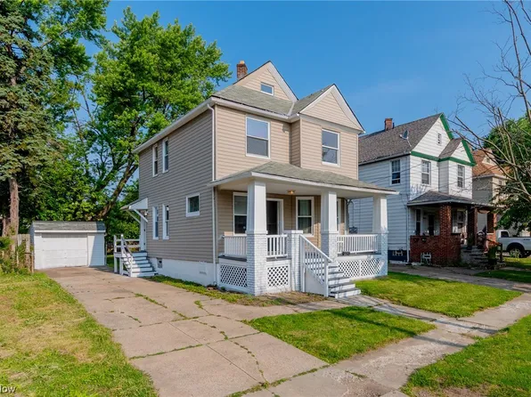 3278 W 97th St, Cleveland, OH 44102