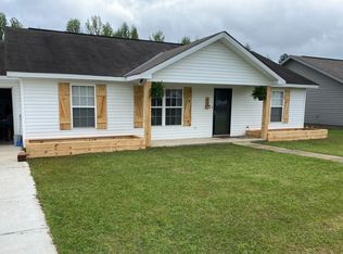 69 Sunset Gardens Dr, Moundville, AL 35474