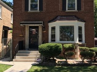 10523 S Eberhart Ave, Chicago, IL