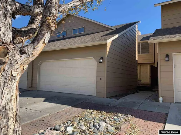 291 Indian Paintbrush St APT 11, Casper, WY 82604