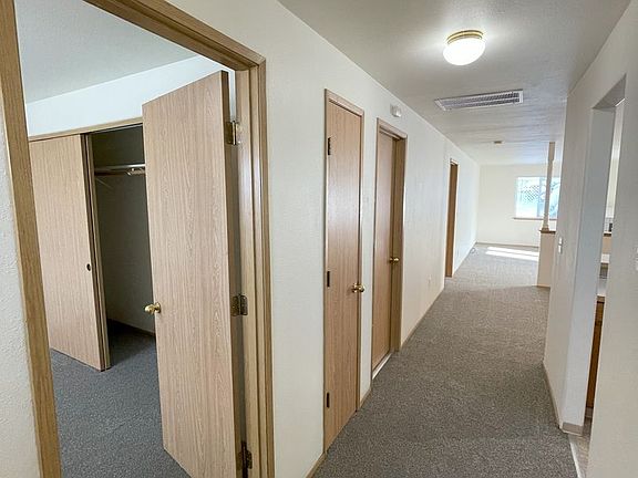4th image of 5550 Glenridge Way #5548