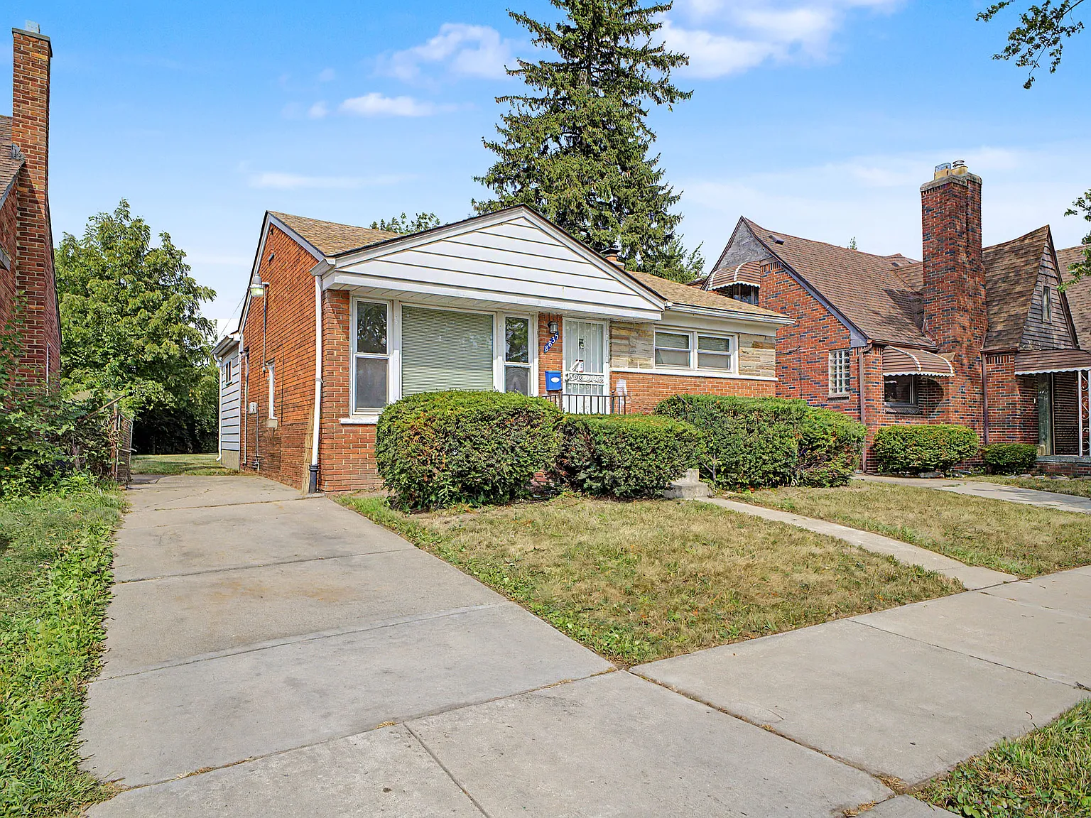 3 bed, 1000 sqft, $1,300 — Photo 3