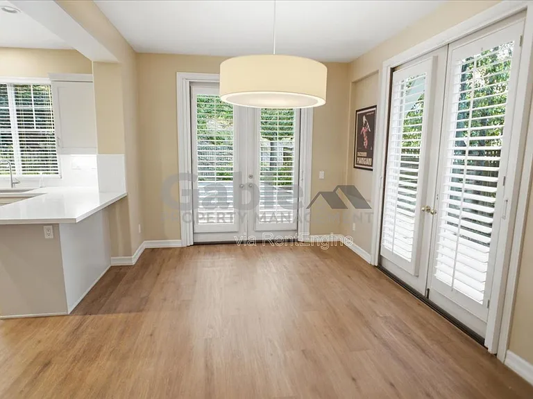 26925 Carmelita Dr — Photo 6