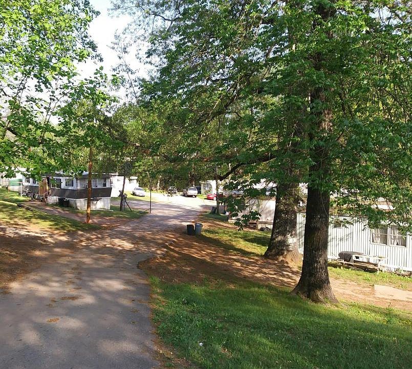 2nd image of 95 Ridgecrest Ave