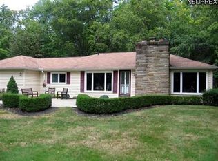 31971 Cedar Rd, Mayfield Heights, OH 44124