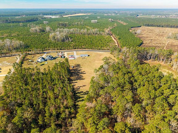 3rd image of 1640 Calamus Pond Rd