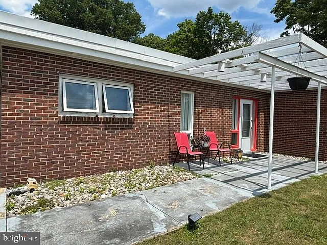 181 Cranbury Rd — Photo 34