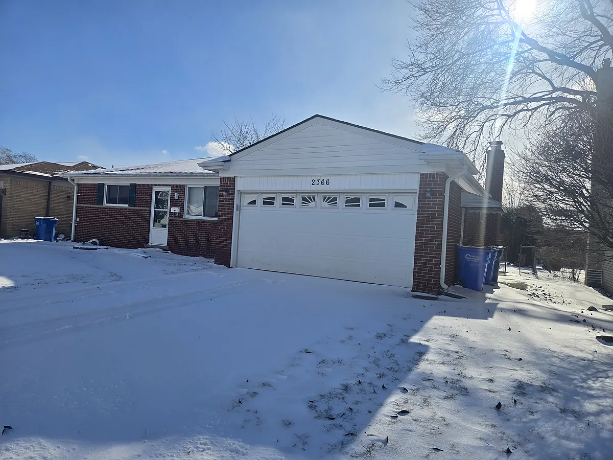 Building Photo - 2366 Geoffry Dr