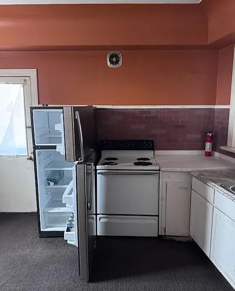 304 N Main Ave #302 — Photo 3