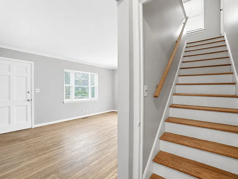 3267 Walmar Dr — Photo 40