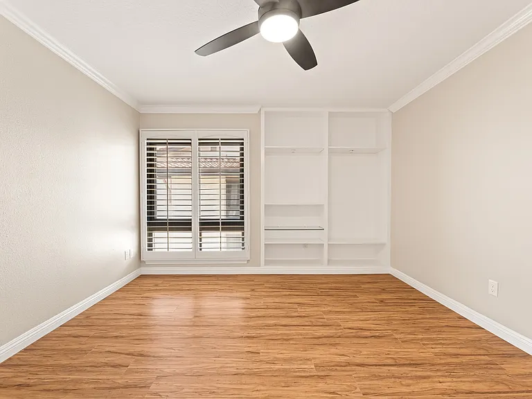 8600 Tuscany Ave #424 — Photo 26