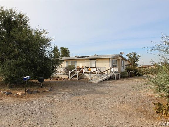 3rd image of 2085 E Royal Ct