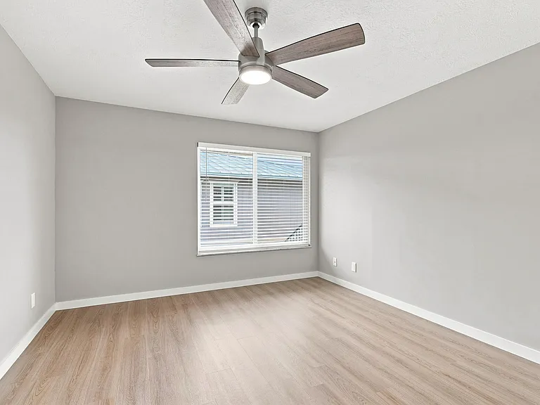 1180 Carlton Ct #206A — Photo 16