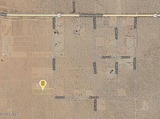 Avenue W8/185th St E, Llano, CA