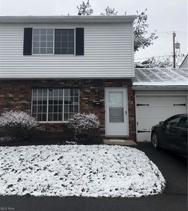 7189 Hart St APT L, Mentor, OH, 44060