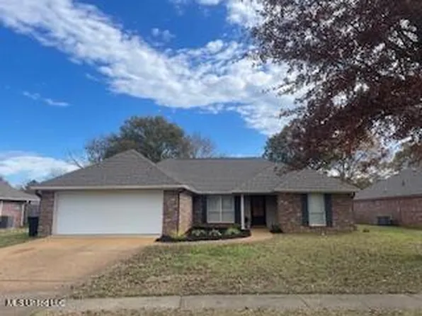112 Southwood Dr, Canton, MS 39046