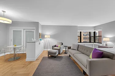 55 East End Avenue #11N image 1 of 11