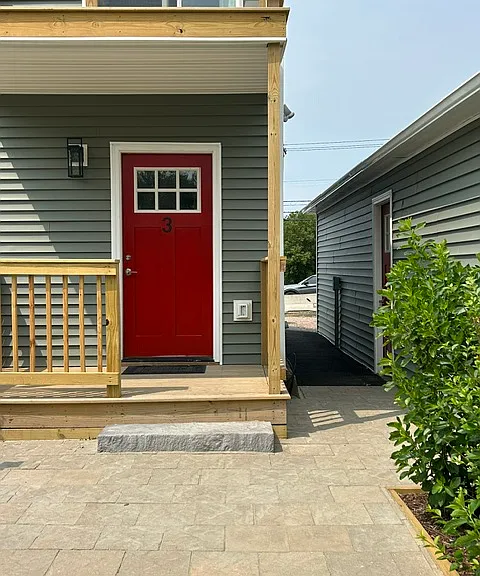 1169 Essex Rd #3 — Photo 4