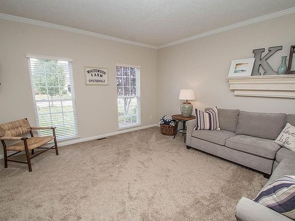5th image of 947 Slate Dr