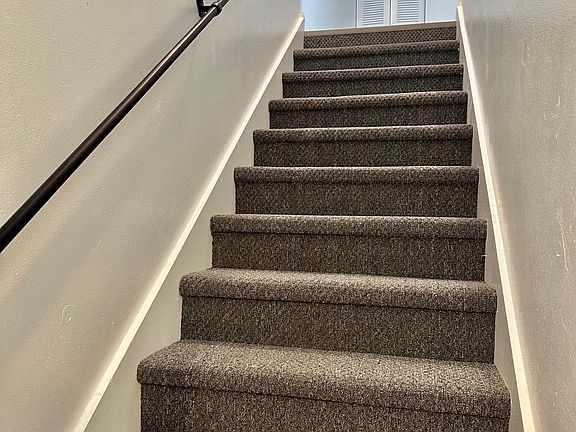 2nd image of 614 Pavare Ct #614