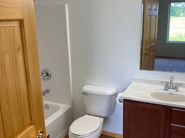 207 Curtis Dr #205