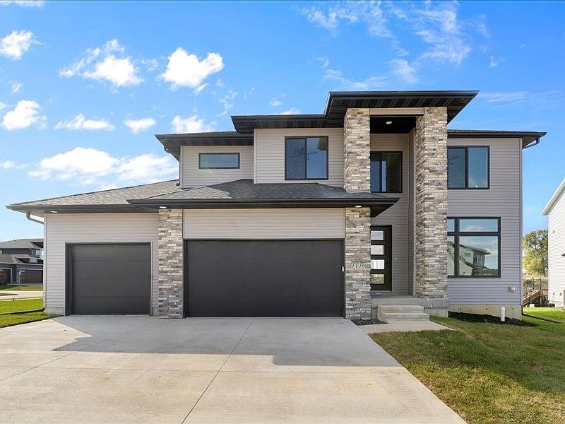 1st image of 1120 Salm Dr
