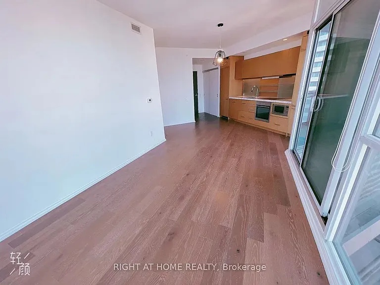 45 Charles St E #4712 — Photo 20