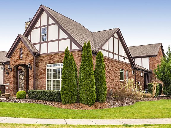 2nd image of 1272 Overton Cir