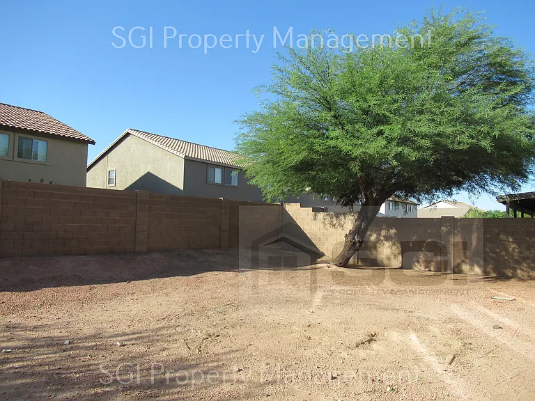 3123 W Pleasant Ln — Photo 23