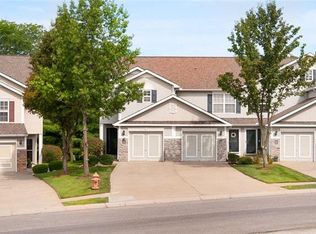 3357 SW Shadow Glen Dr, Blue Springs, MO 64015