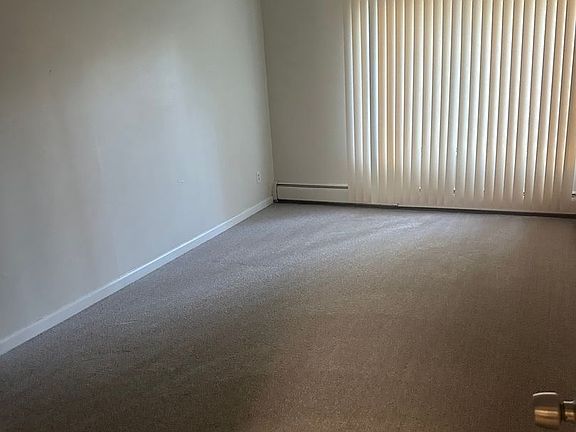 5th image of 1531 Packard St APT 13