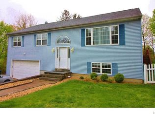 18 McAlpin Ave, Mahopac, NY 10541