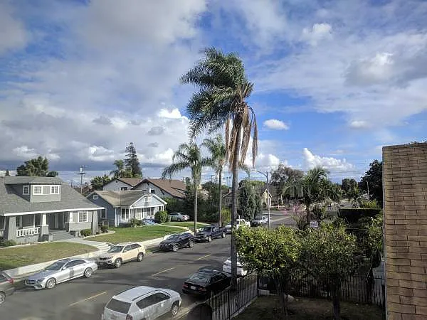 4053 S Budlong Ave #1/2 — Photo 14