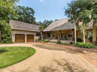152 Harris Ln, Saint Simons Island, GA 31522