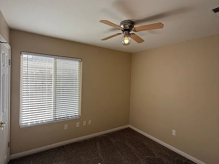 5704 Pine Canyon Dr — Photo 16