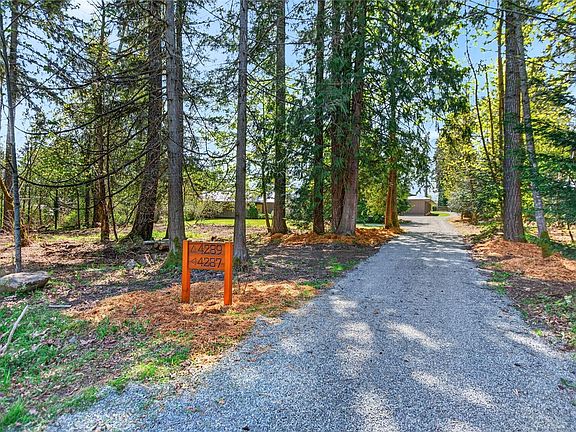2nd image of 4289 Marsden Rd #4287